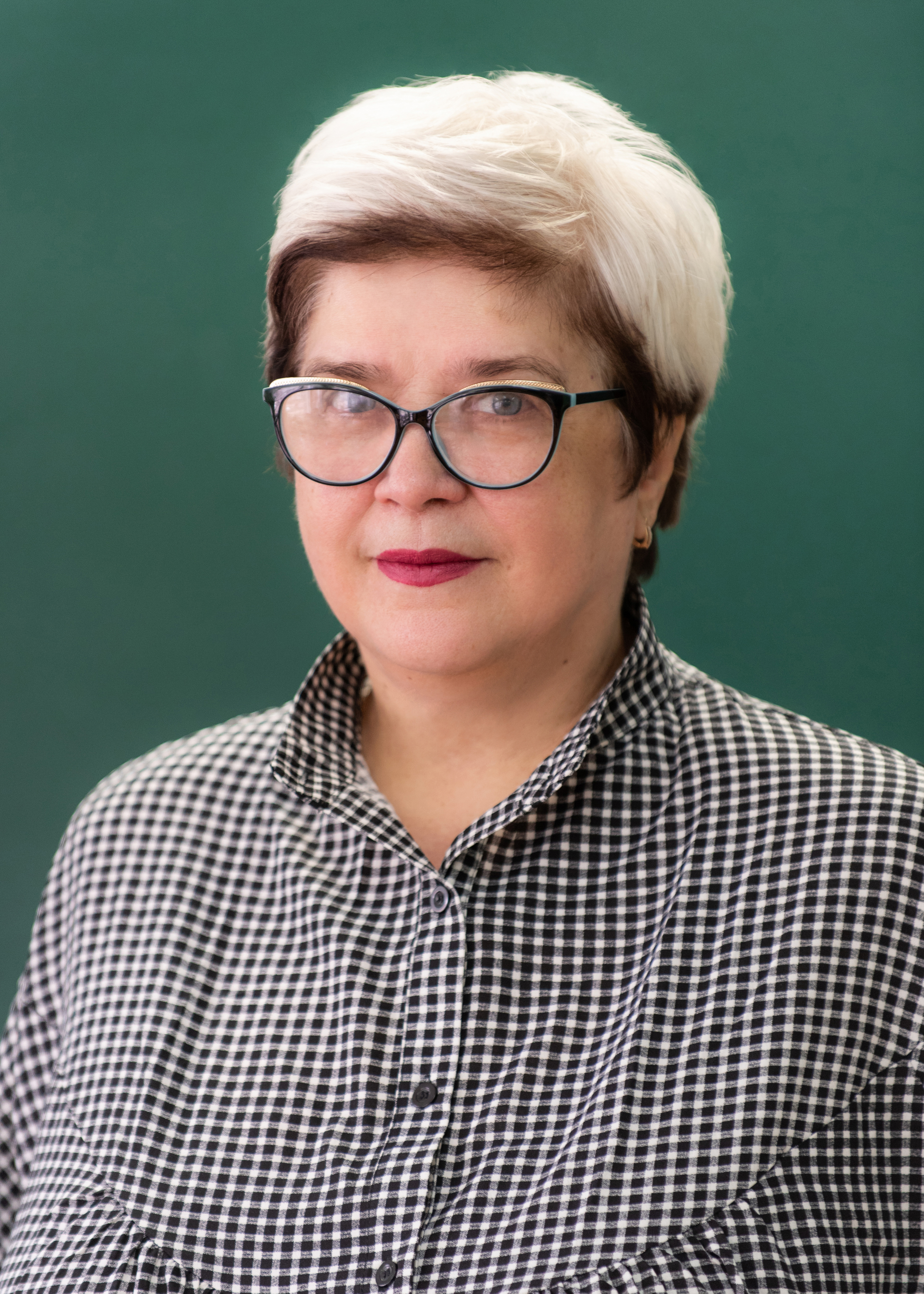 Молькова Нина Владимировна.